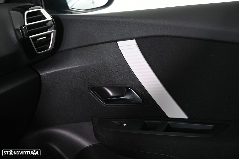 Citroën C4 X 1.2 PureTech Feel - 24