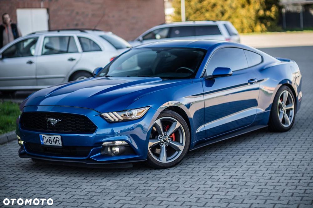 Ford Mustang - 1
