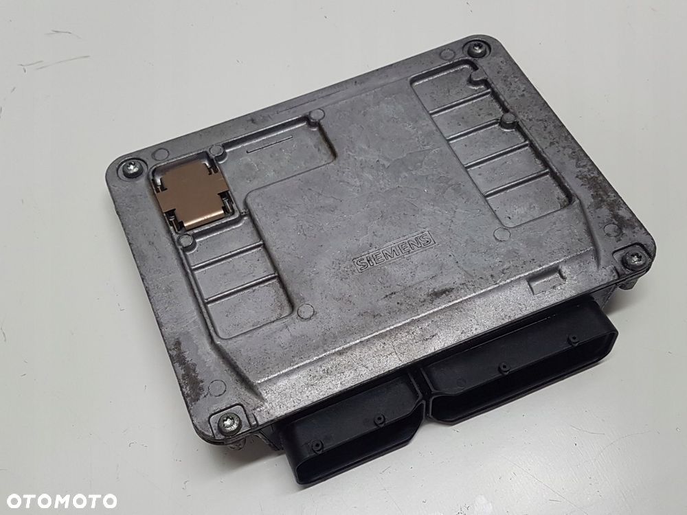 POLO 9N 1.2 KOMPUTER MODUŁ 03D906032C 5WP4012405 - 5