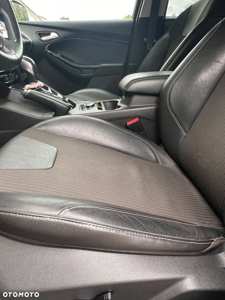 Ford Focus - 17