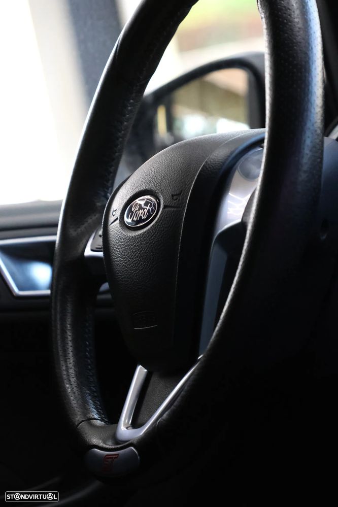 Ford Fiesta 1.6 T ST - 20