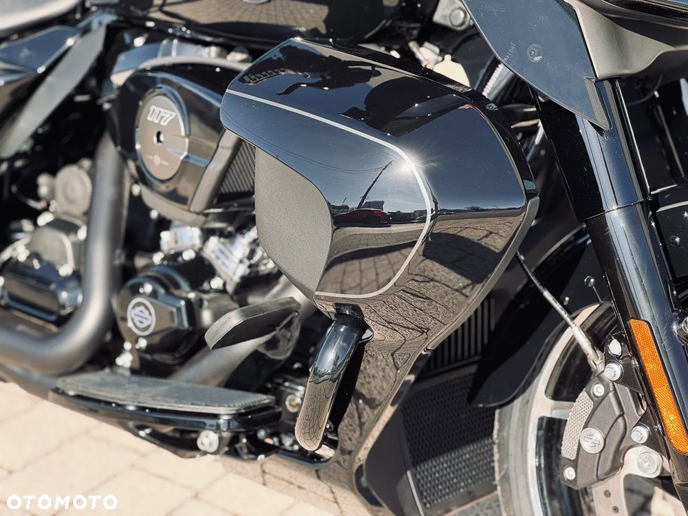 Harley-Davidson Touring Street Glide - 7