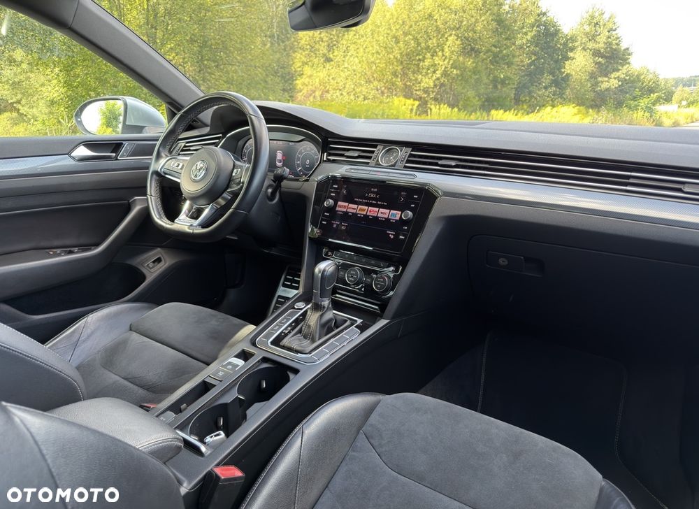 Volkswagen Arteon 2.0 TSI DSG R-Line - 40