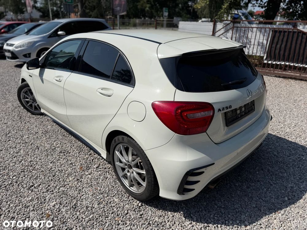 Mercedes-Benz Klasa A 250 7G-DCT AMG Line - 4