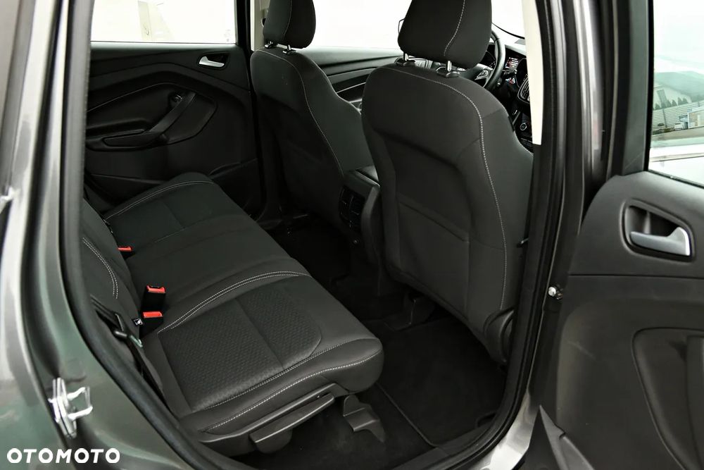 Ford Kuga 1.5 EcoBoost FWD ST-Line ASS GPF - 34