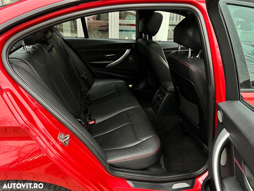 BMW Seria 3 320d - 13
