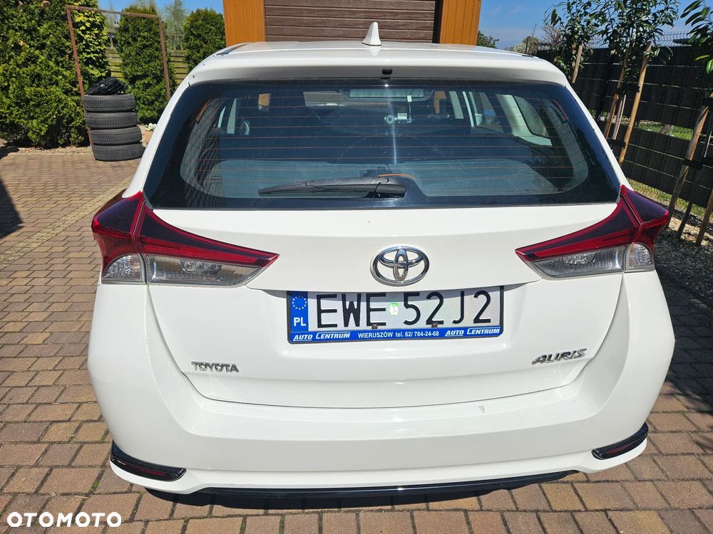 Toyota Auris 1.4 D-4D Active - 5