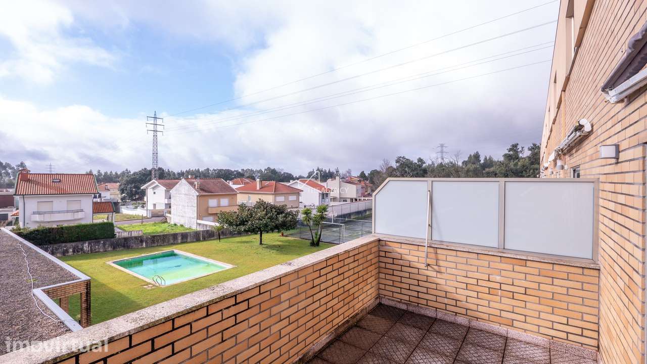 Moradia T4 moderna com piscina em Perosinho, Vila Nova de Gaia - Grande imagem: 2/45