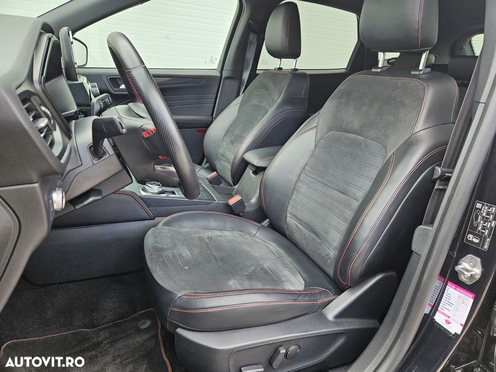 Ford Kuga 2.5 Duratec FHEV 4x4 ST-LINE X - 12