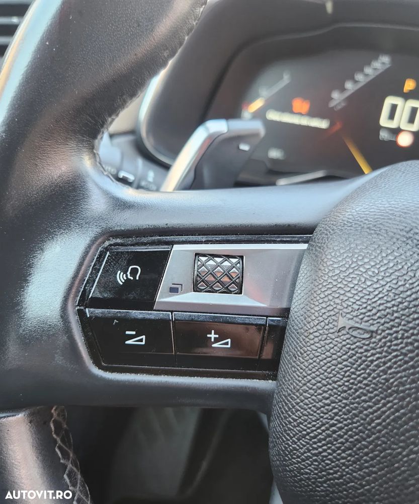 DS Automobiles DS 7 Crossback DS7 1.5 BlueHDi 130 S&S EAT8 BASTILLE - 19