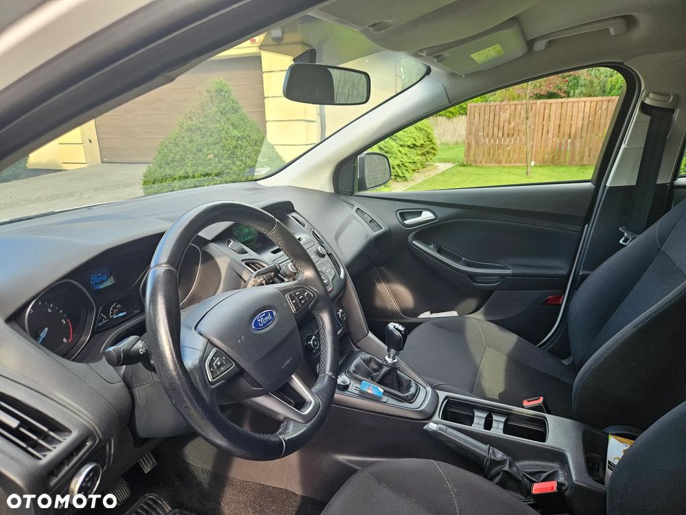 Ford Focus 1.5 TDCi Trend - 6
