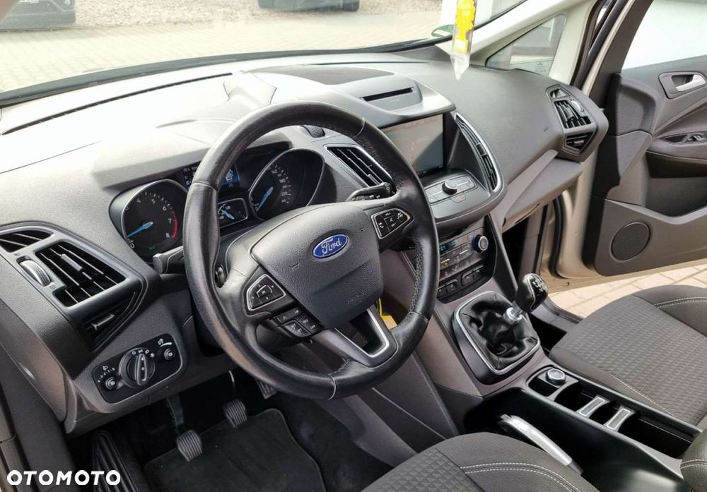 Ford C-MAX - 13