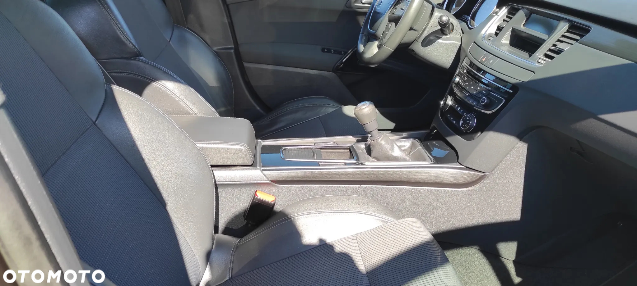 Peugeot 508 SW HDi 160 Allure - 28