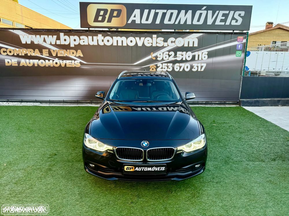BMW 320 d Touring Ultimate Auto - 32