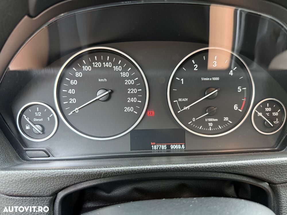 BMW Seria 3 320d - 15