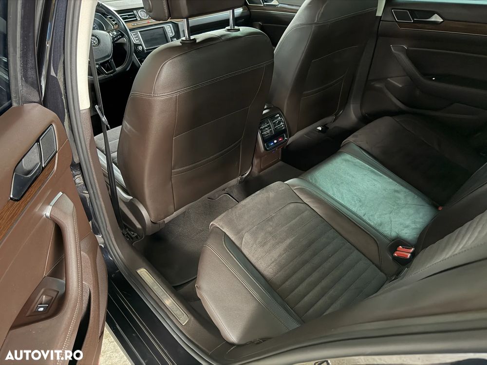Volkswagen Passat 2.0 TDI DSG 4Motion Highline - 29