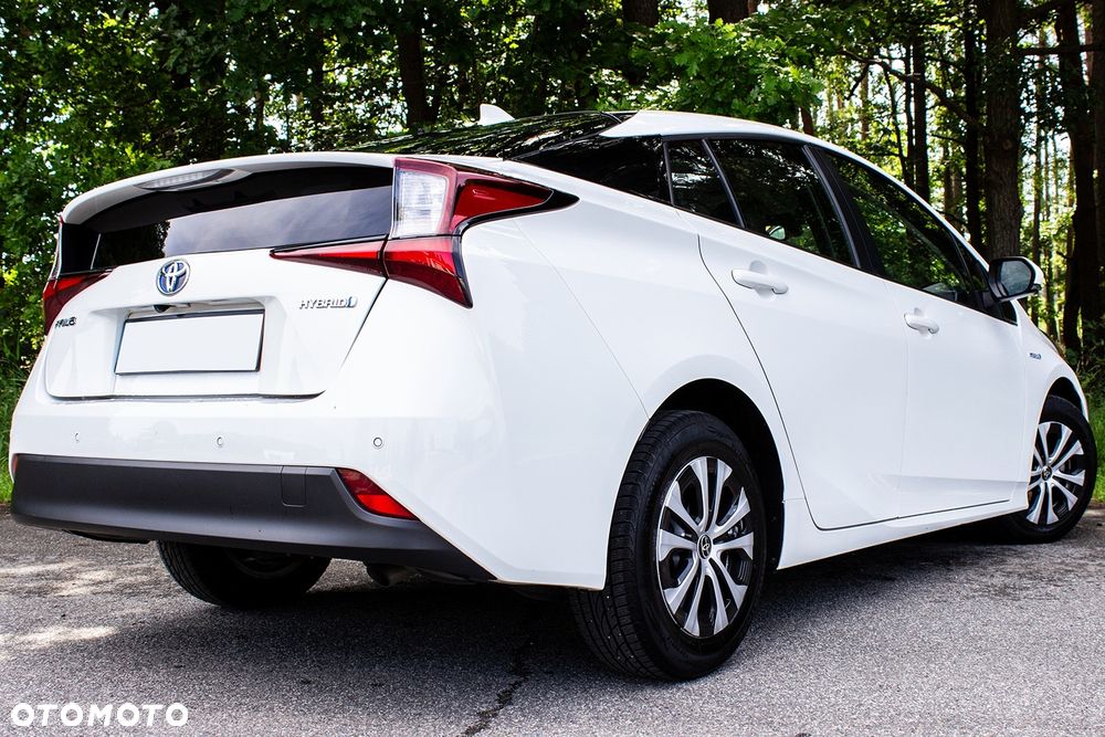 Toyota Prius 1.8 Hybrid Executive - 11