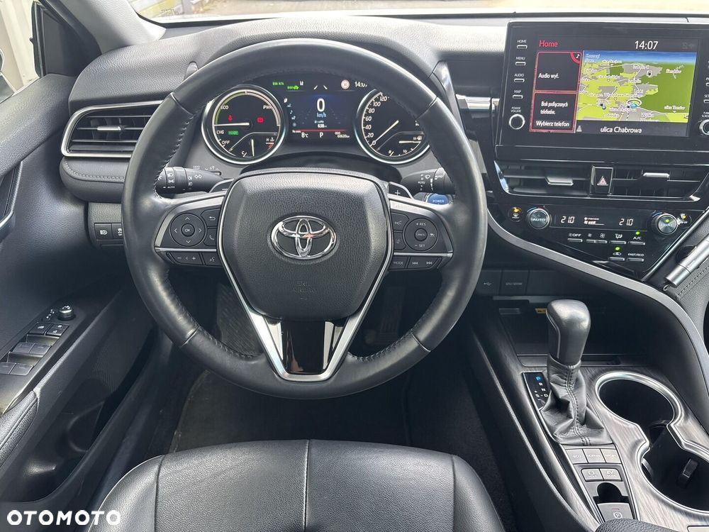 Toyota Camry 2.5 Hybrid Executive CVT - 12