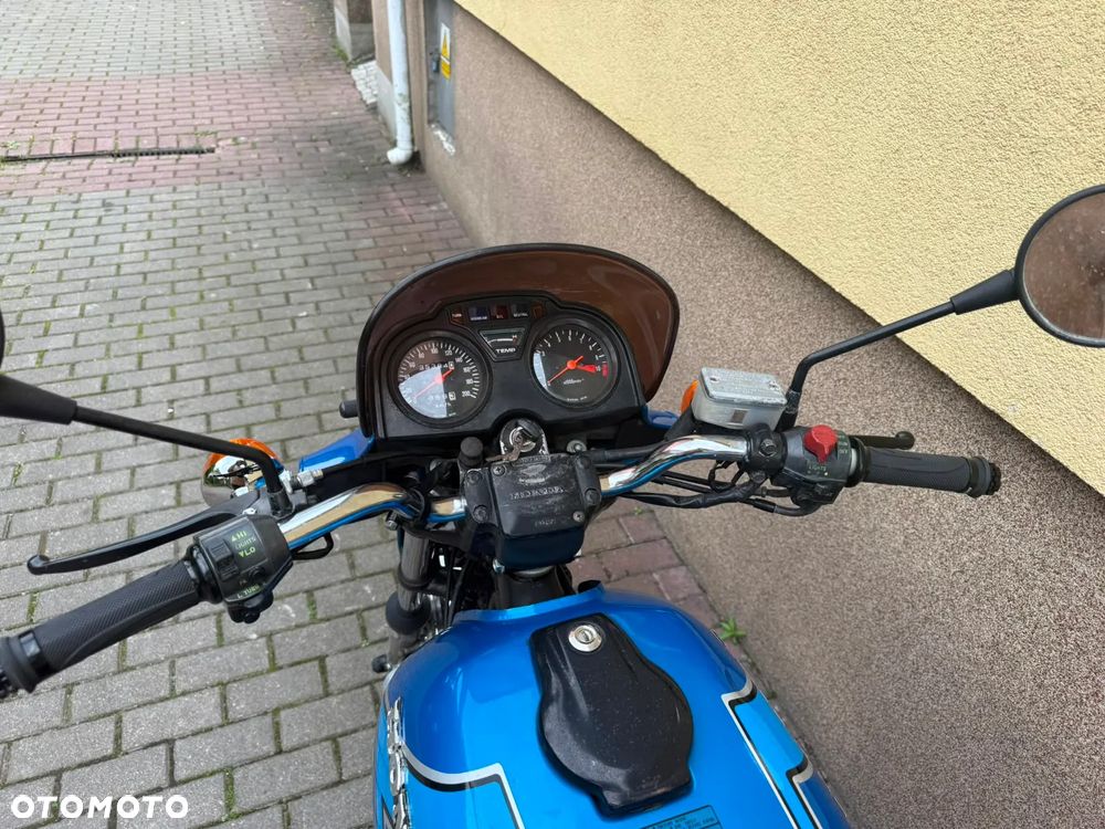 Honda CX - 11