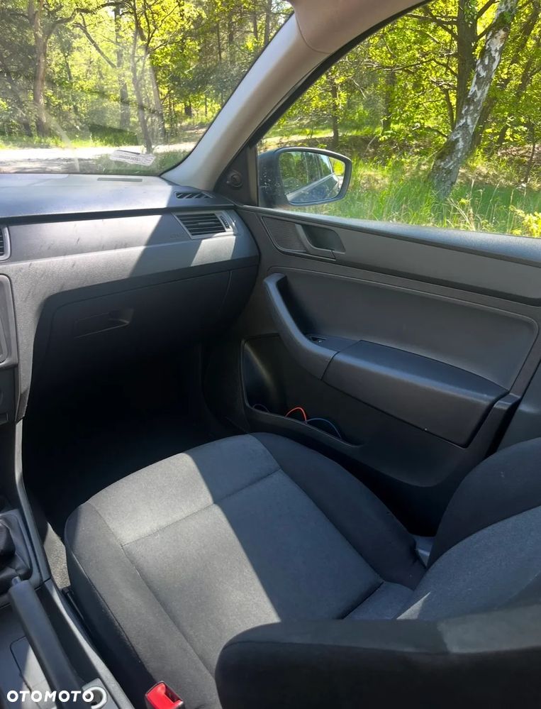Skoda RAPID 1.6 TDI DPF Ambition - 11