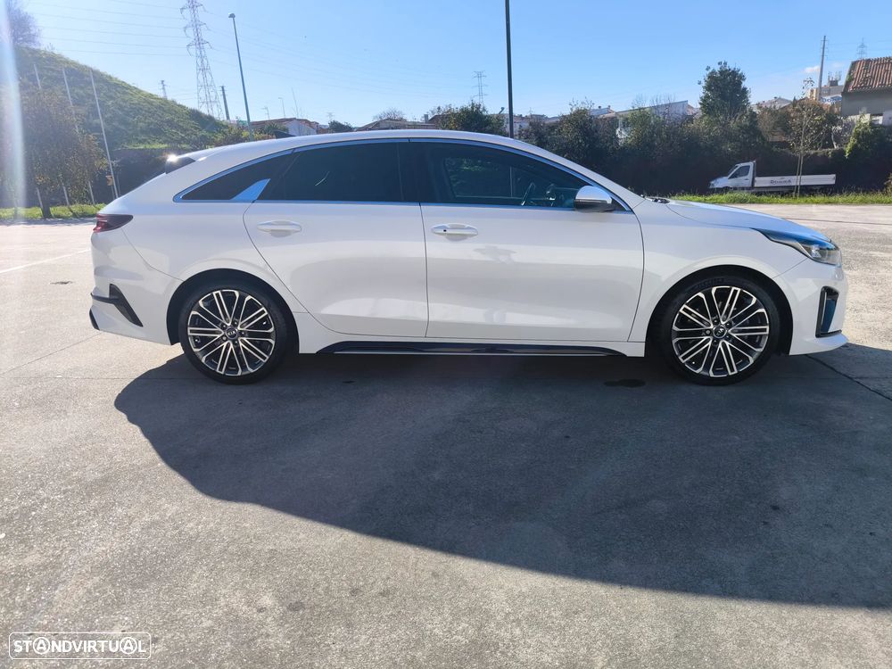 Kia ProCeed 1.4 T-GDI GT Line+SRF 7DCT - 4