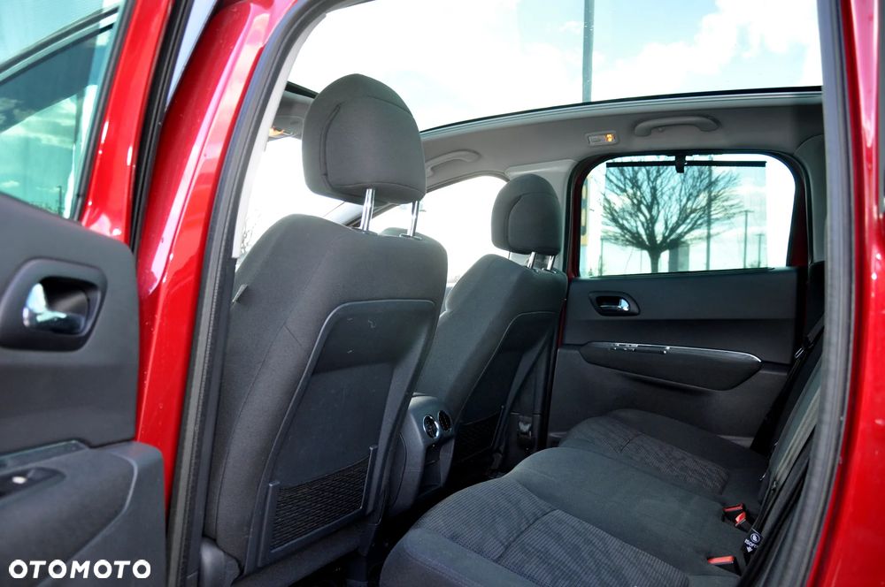 Peugeot 3008 HDi 160 Automatik Allure - 26