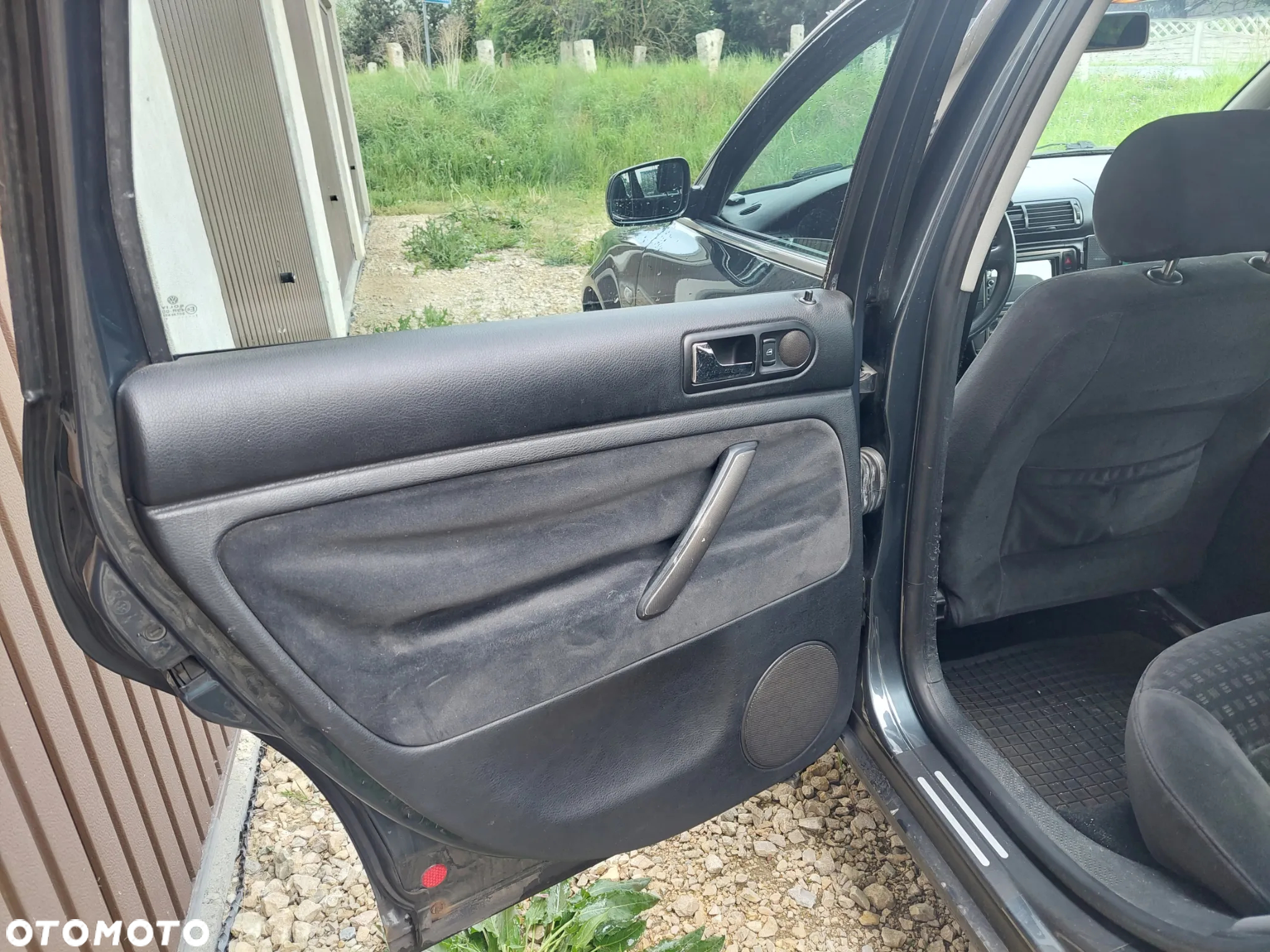 Volkswagen Passat 1.8T - 11