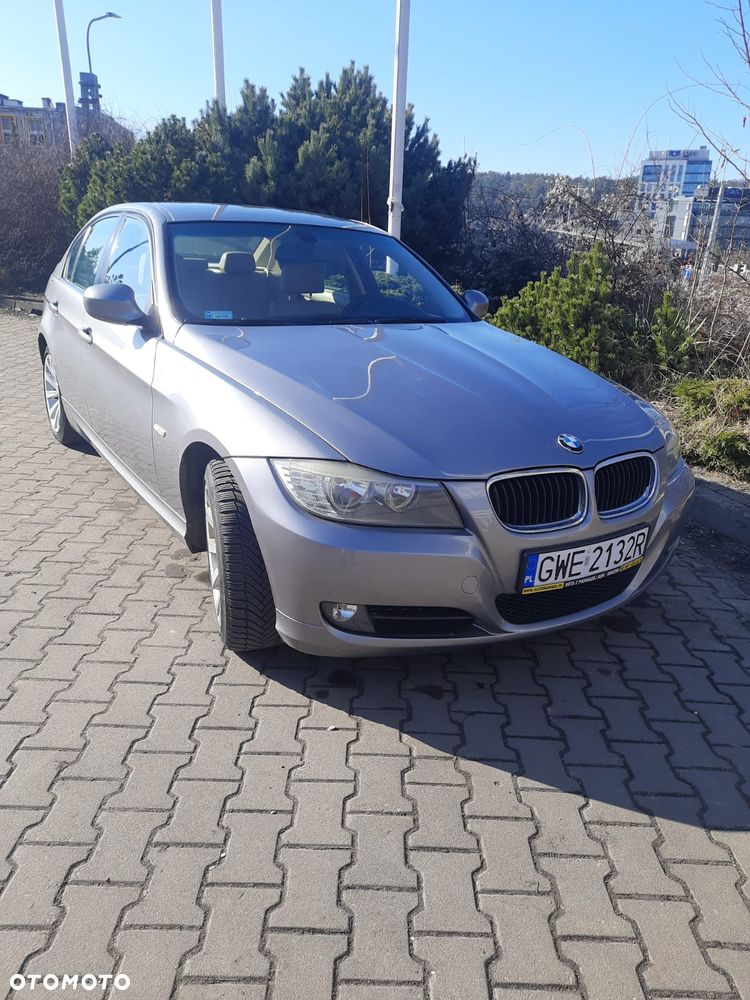 BMW Seria 3 318d DPF - 6