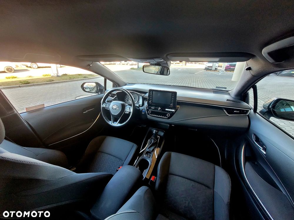 Toyota Corolla 1.8 Hybrid Comfort - 12