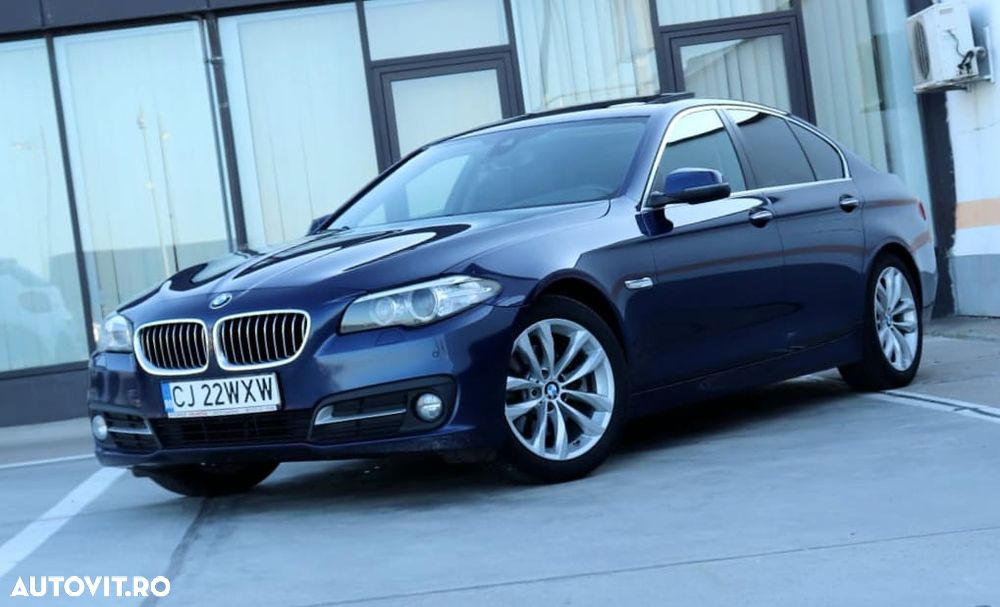 BMW Seria 5 520d xDrive AT - 13
