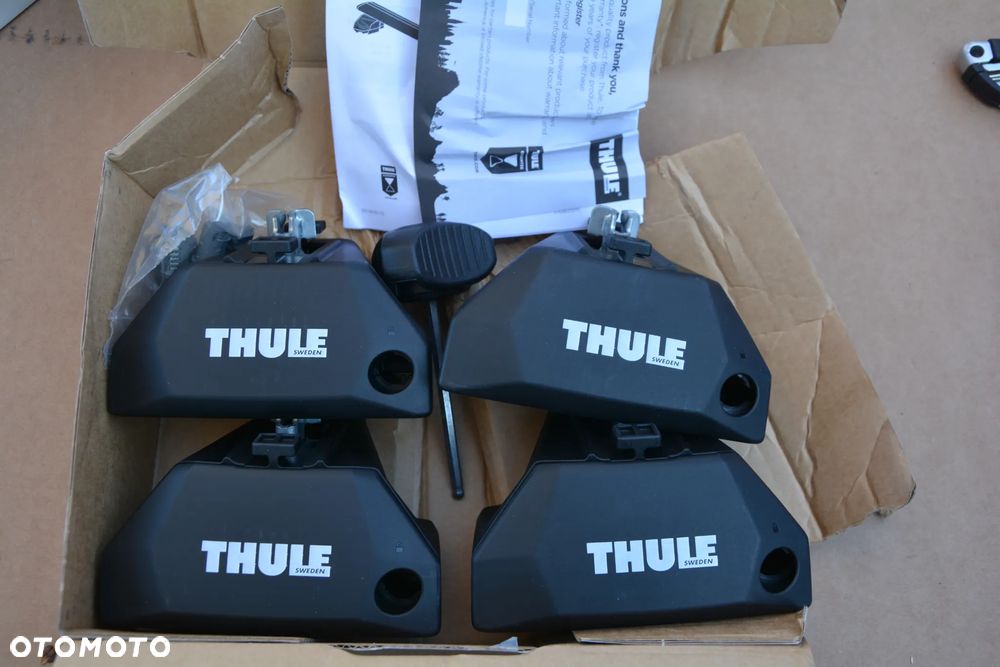 Thule Evo Flush Rail 7106 Stopy bagażnika - 1