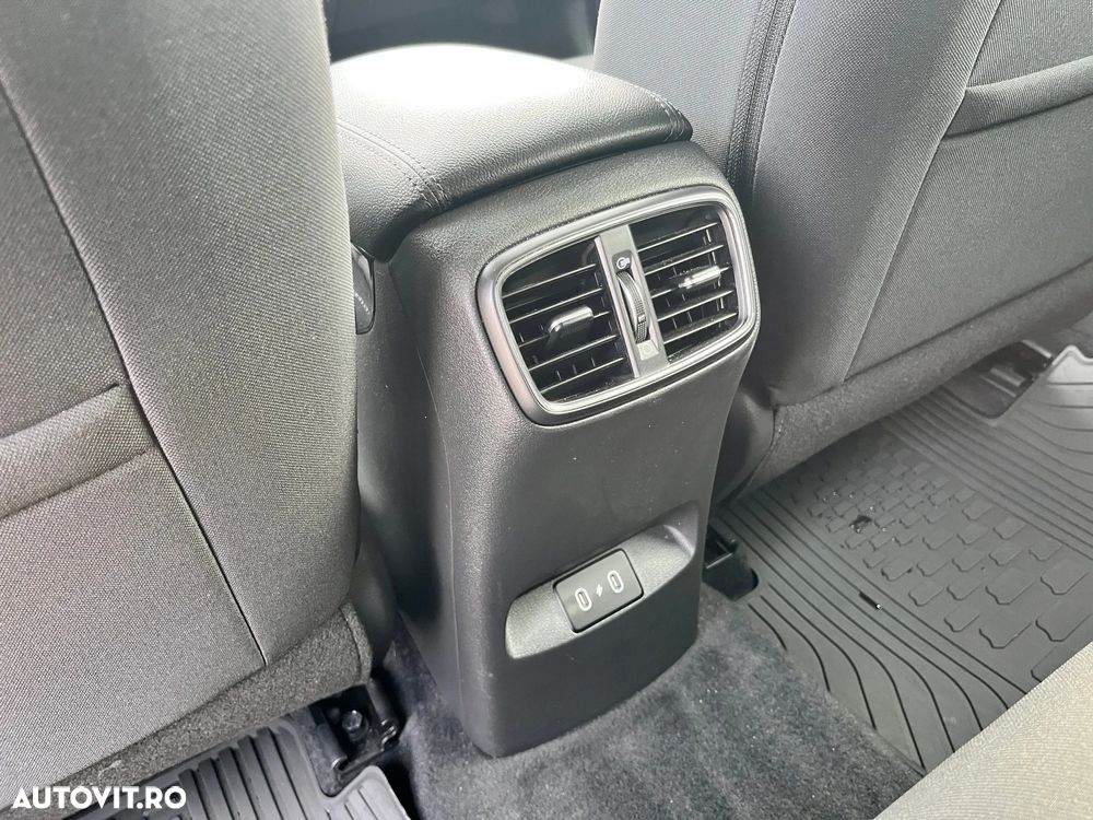 Hyundai i30 - 32