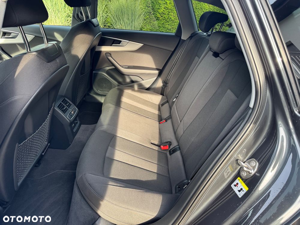 Audi A4 Avant 40 TFSI mHEV Quattro Advanced S tronic - 19