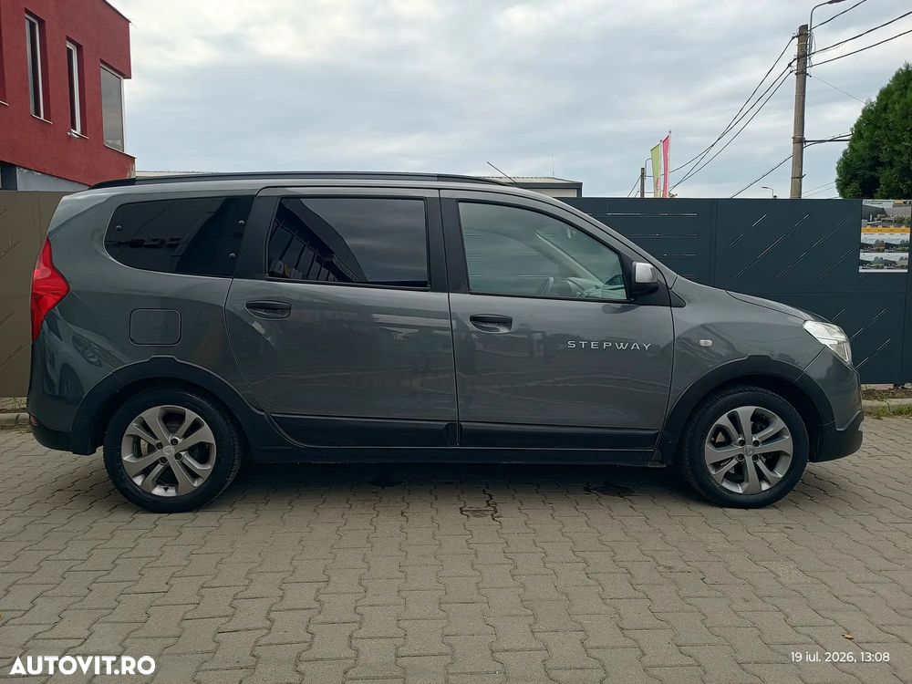 Dacia Lodgy dCi 110 Stepway - 8