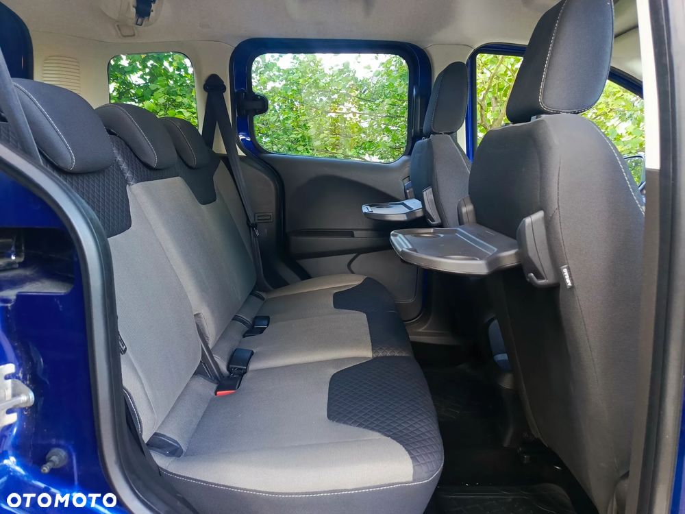 Ford Tourneo Courier 1.0 EcoBoost Titanium - 18