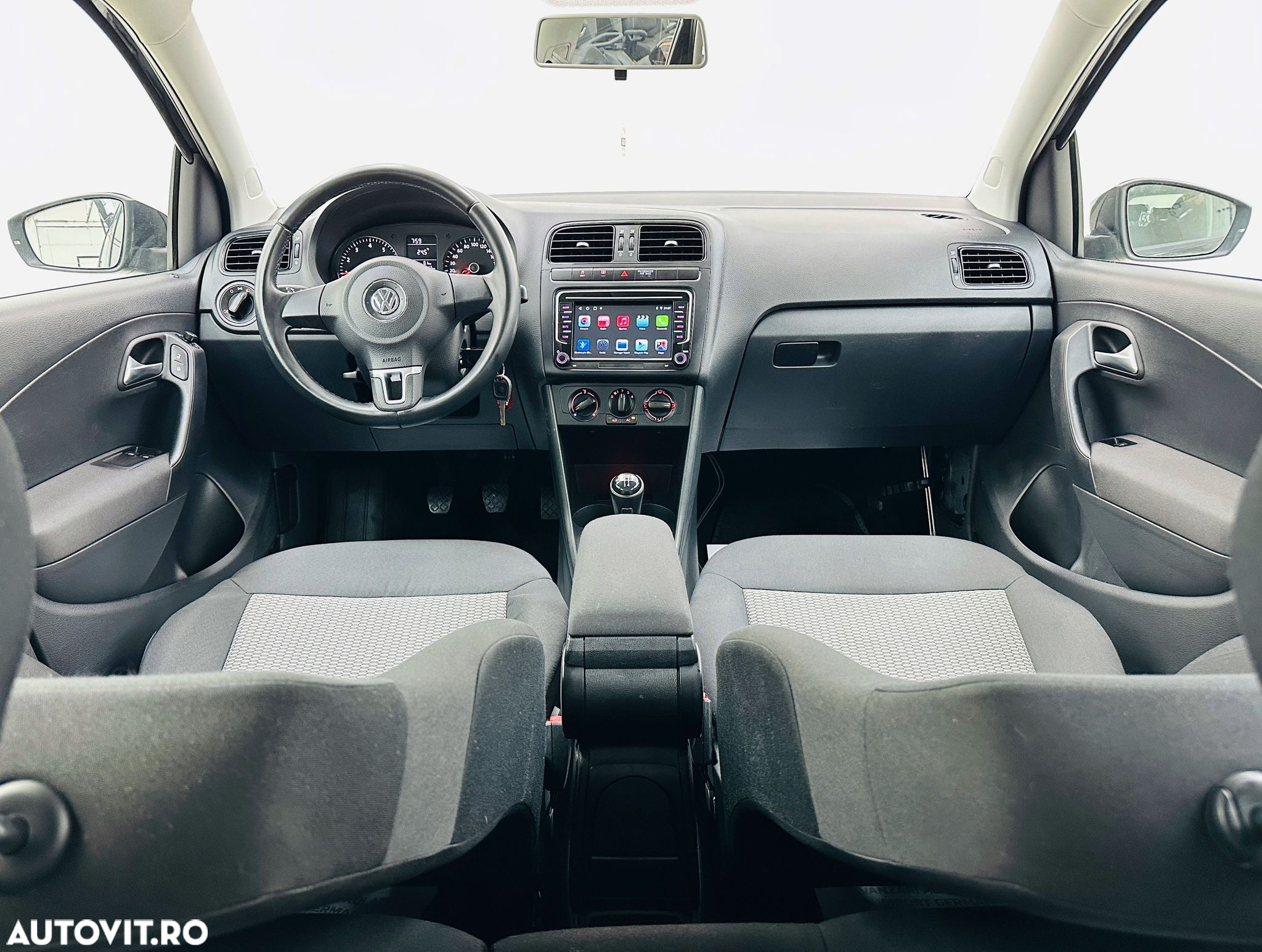 Volkswagen Polo - 6