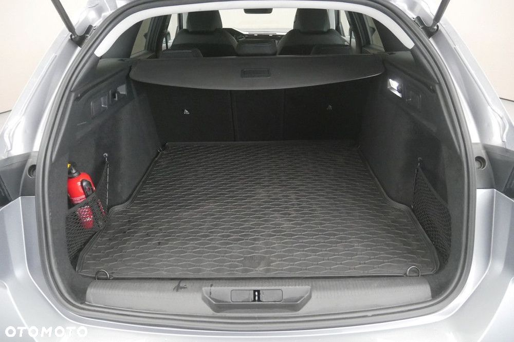 Peugeot 308 - 16