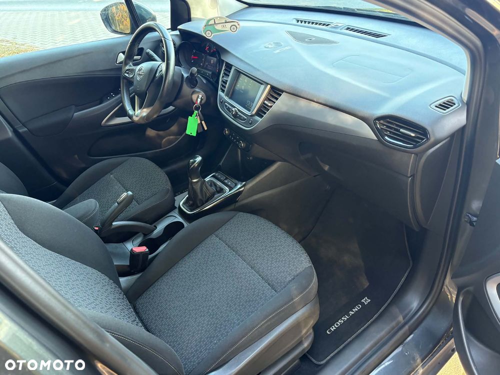 Opel Crossland X - 10