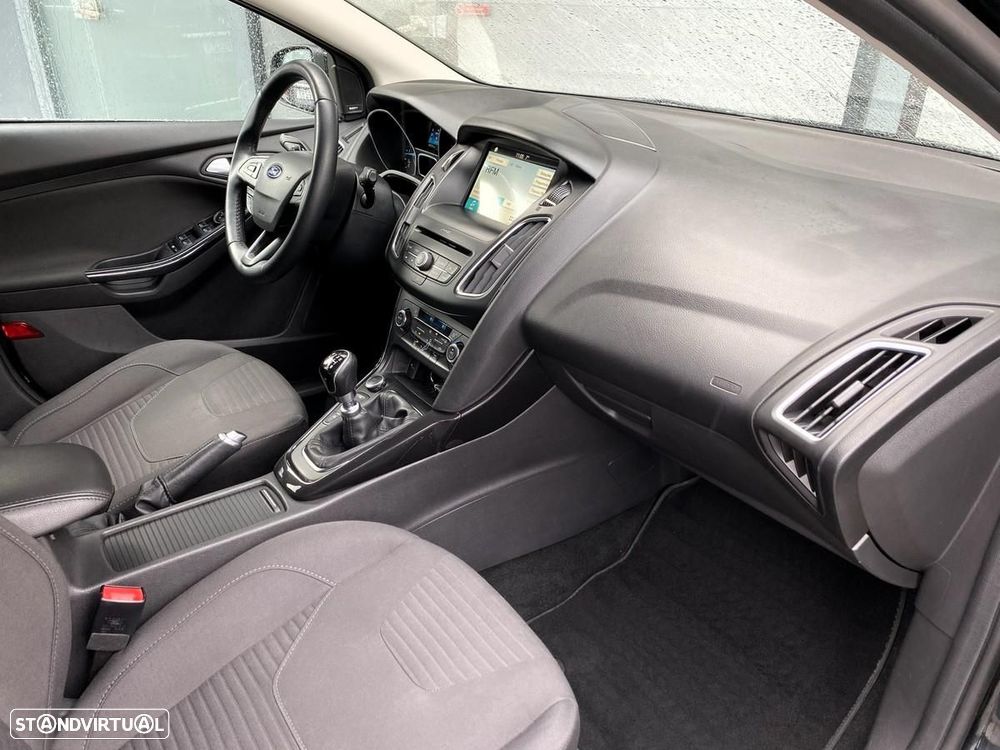 Ford Focus 1.5 TDCi Titanium - 10