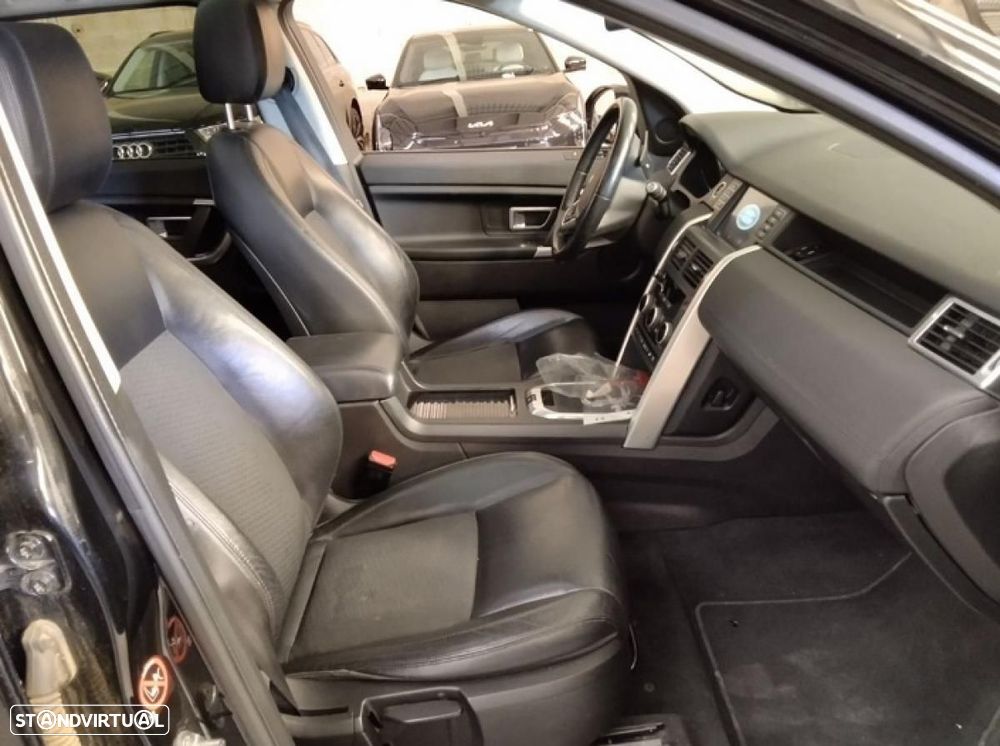 Land Rover Discovery Sport - 3