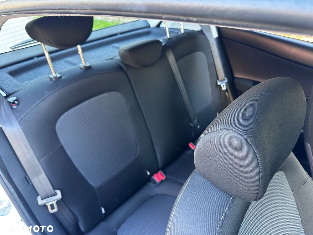 Hyundai i20 1.25 Wersja Jubileuszowa - 20