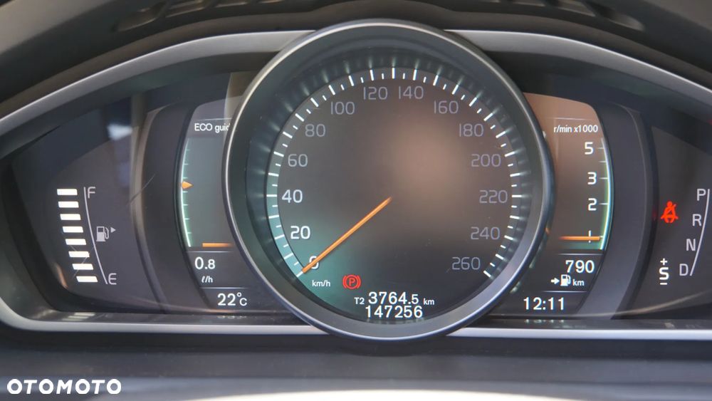 Volvo V40 D2 Powershift Momentum - 13