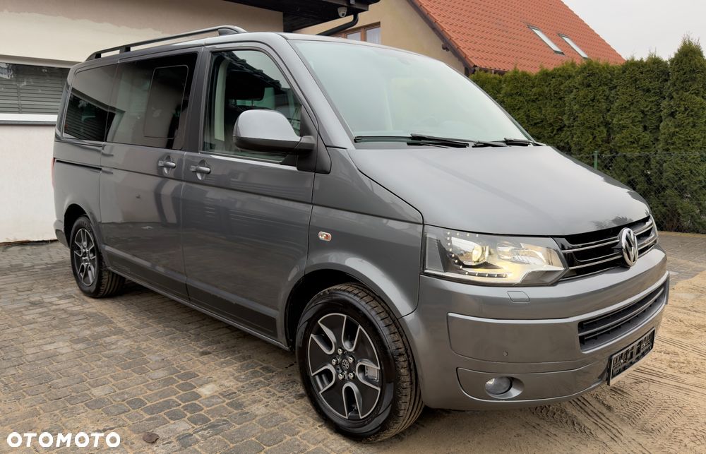 Volkswagen Multivan - 1