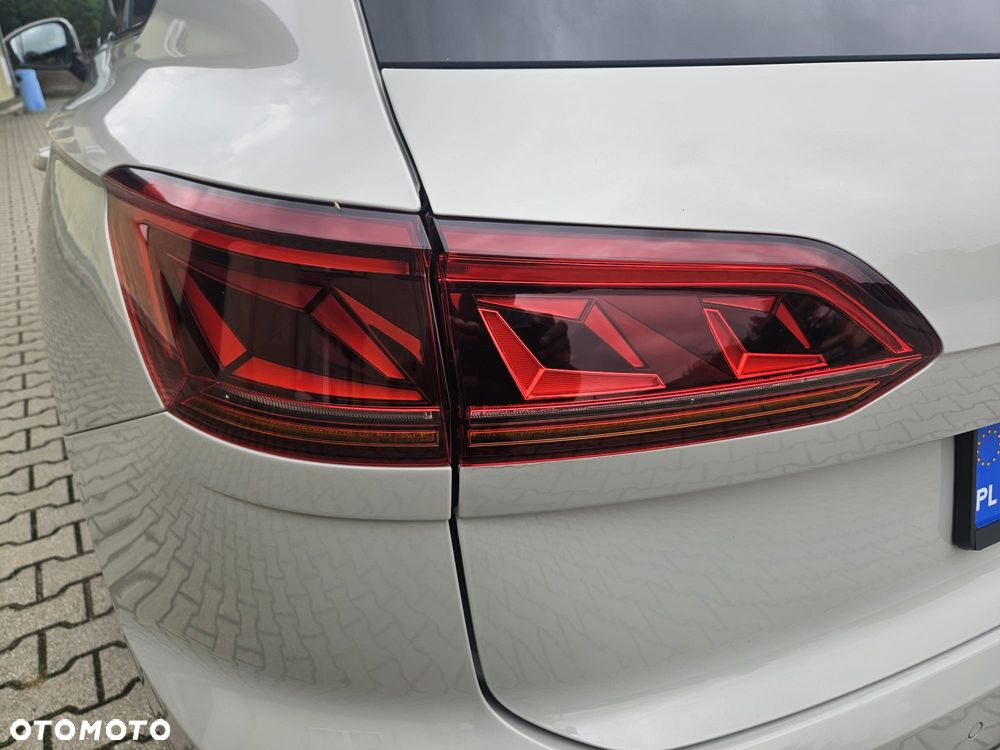 Volkswagen Touareg - 37