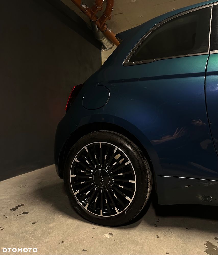 Fiat 500e Action - 39