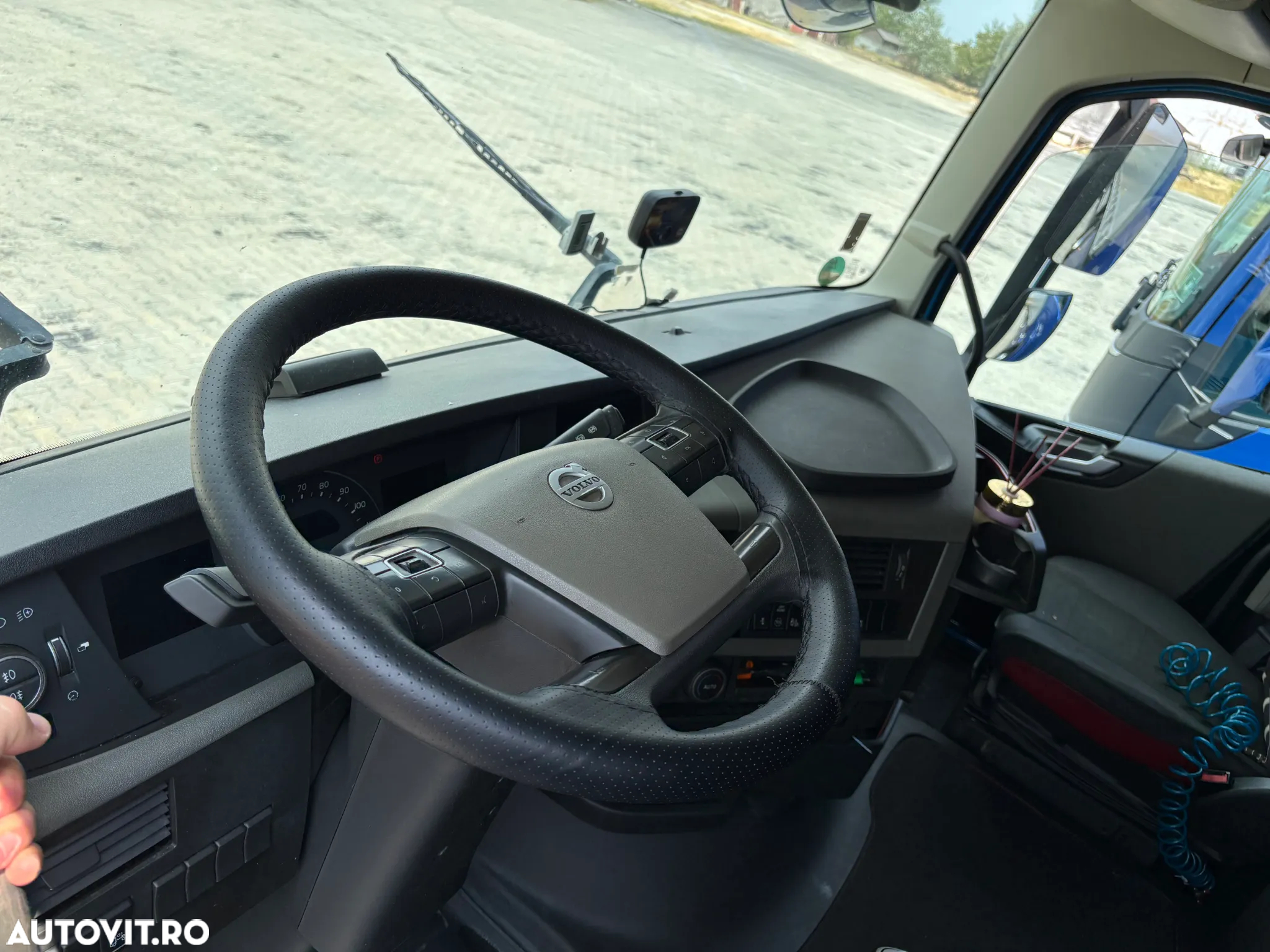 Volvo - 6