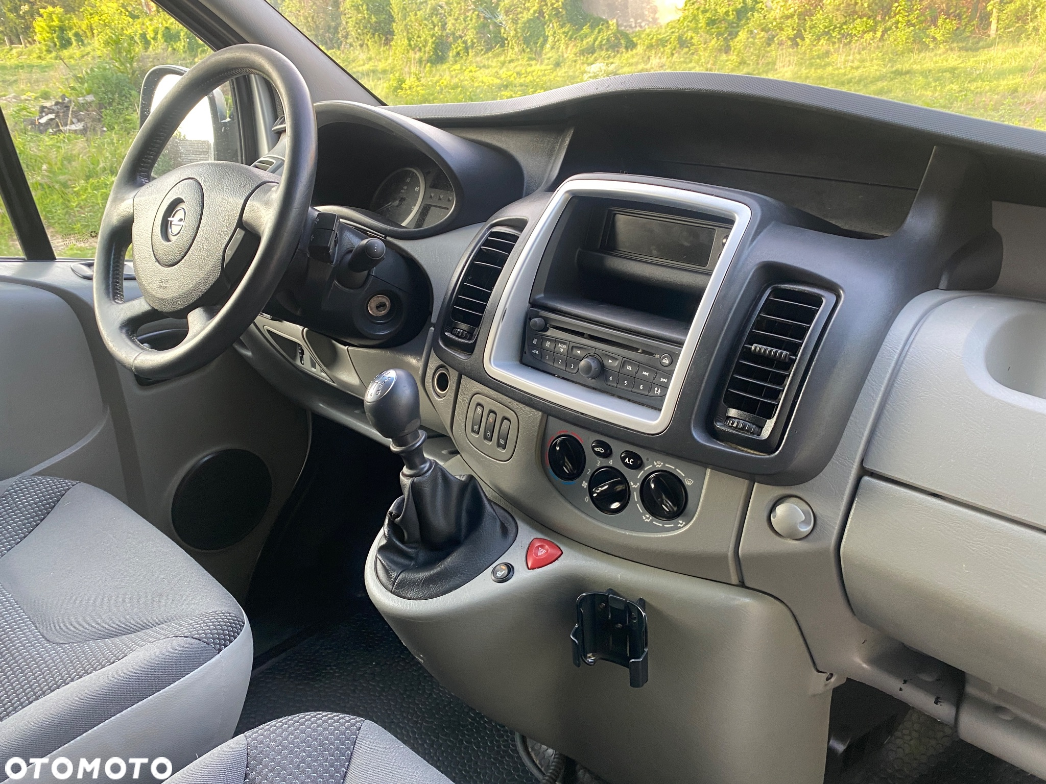 Opel VIVARO - 22