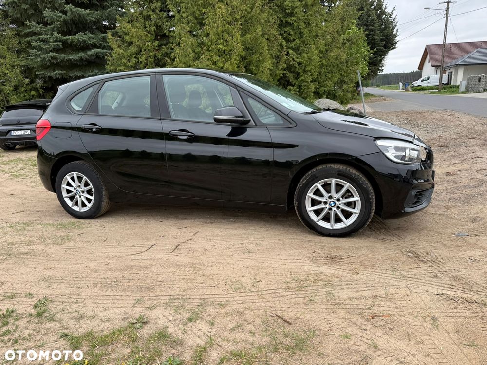 BMW Seria 2 216d Sport Line - 7