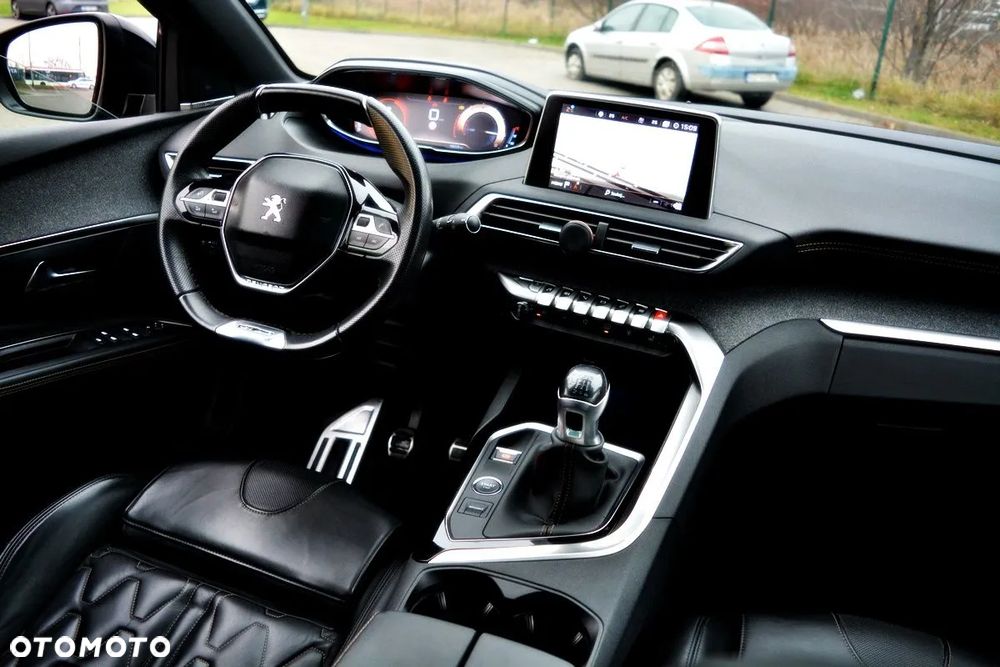 Peugeot 5008 PureTech 130 Stop & Start Allure Business-Paket - 19