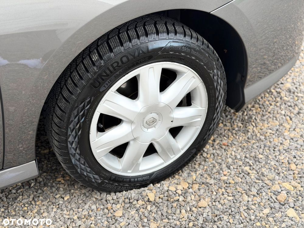 Renault Laguna 2.0 DCi Dynamique - 28